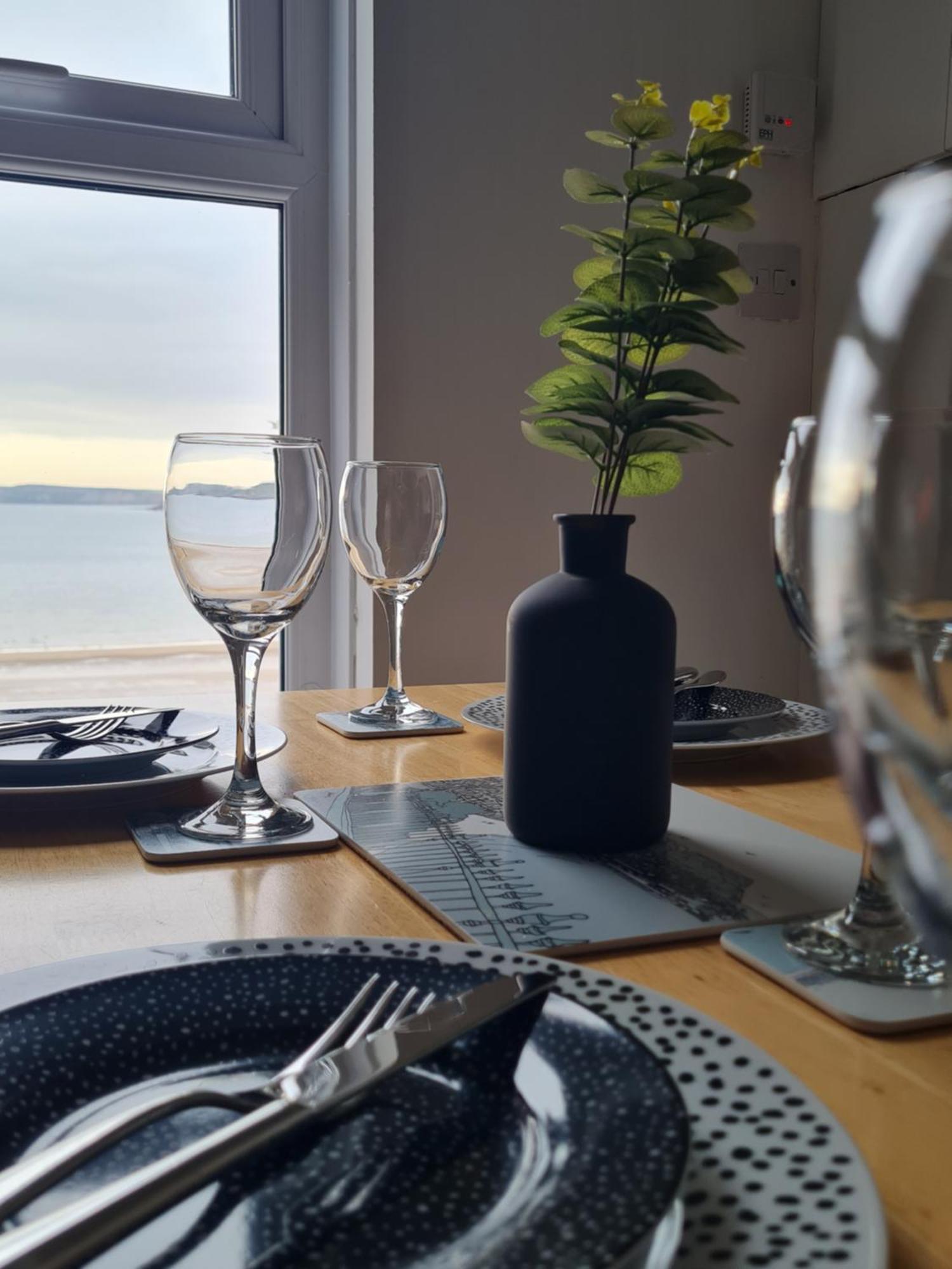 Yorkshire Rose - 2 Bed Apartment Sleeps 6 Скарборо Экстерьер фото